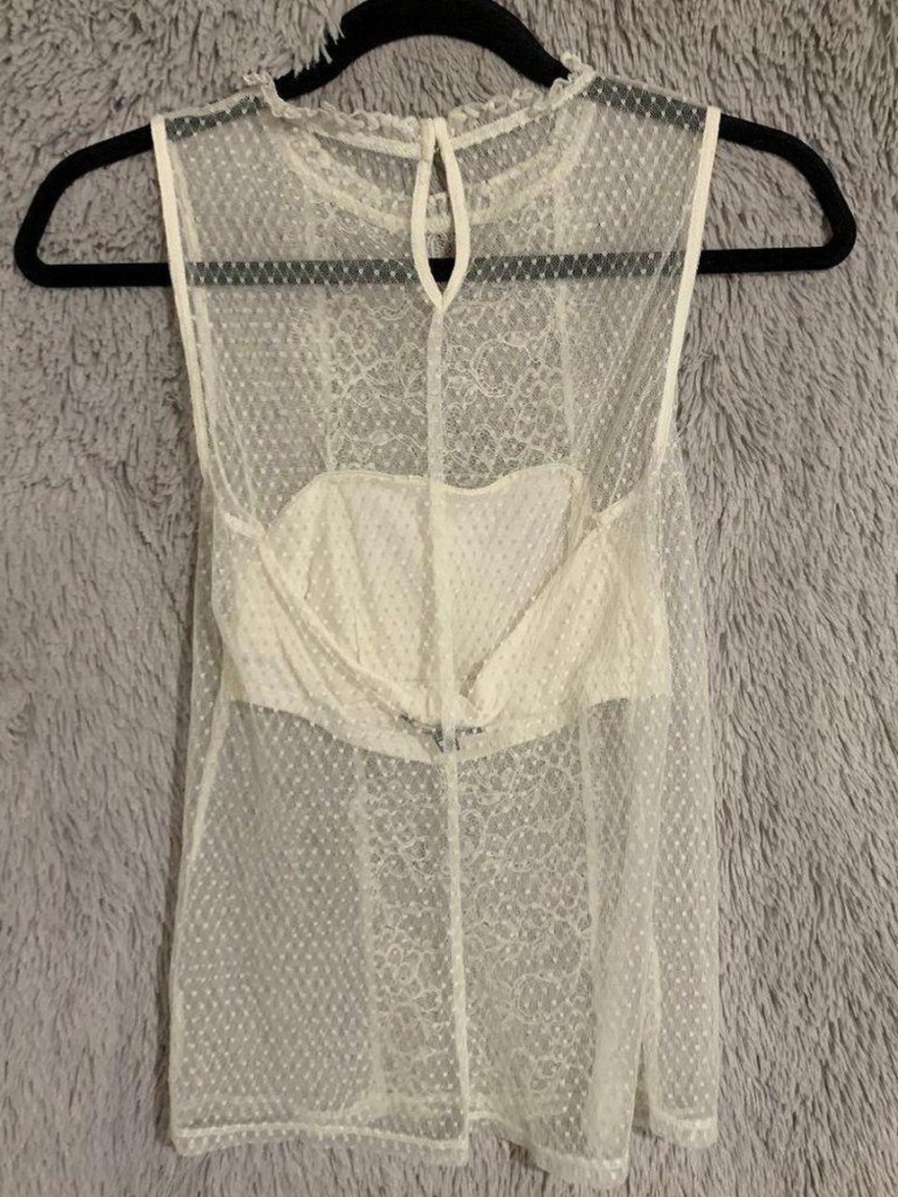 Express sheer tank - Picture 3 of 6